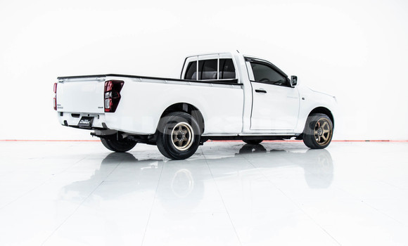 Buy Used Isuzu D-Max White Car in Bangkok in Bangkok Buy Used Isuzu D-Max White Car in Bangkok in Bangkok