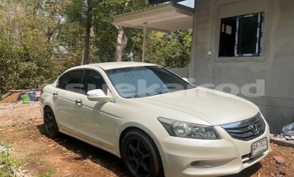 Buy Used Honda Accord White Car in Sakon Nakhon in Sakon Nakhon Buy Used Honda Accord White Car in Sakon Nakhon in Sakon Nakhon