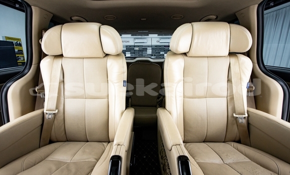 ซื้อ รถมือสอง Kia Carnival สีดำ รถยนต์ ใน %{เมือง} ใน นนทบุรี ซื้อ รถมือสอง Kia Carnival สีดำ รถยนต์ ใน %{เมือง} ใน นนทบุรี