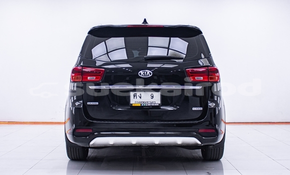 ซื้อ รถมือสอง Kia Carnival สีดำ รถยนต์ ใน %{เมือง} ใน นนทบุรี ซื้อ รถมือสอง Kia Carnival สีดำ รถยนต์ ใน %{เมือง} ใน นนทบุรี