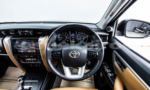 Buy Used Toyota Fortuner Brown Car in Bangkok in Bangkok Buy Used Toyota Fortuner Brown Car in Bangkok in Bangkok