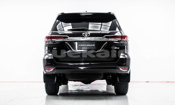 Buy Used Toyota Fortuner Brown Car in Bangkok in Bangkok Buy Used Toyota Fortuner Brown Car in Bangkok in Bangkok