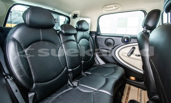ซื้อ รถมือสอง MINI Countryman สีน้ำตาล รถยนต์ ใน %{เมือง} ใน นนทบุรี ซื้อ รถมือสอง MINI Countryman สีน้ำตาล รถยนต์ ใน %{เมือง} ใน นนทบุรี