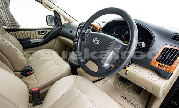 Buy Used Hyundai Starex (H-1) Brown Car in Bangkok in Bangkok Buy Used Hyundai Starex (H-1) Brown Car in Bangkok in Bangkok