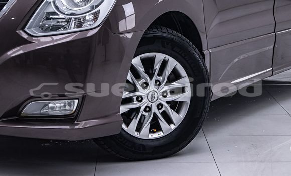 Buy Used Hyundai Starex (H-1) Brown Car in Bangkok in Bangkok Buy Used Hyundai Starex (H-1) Brown Car in Bangkok in Bangkok