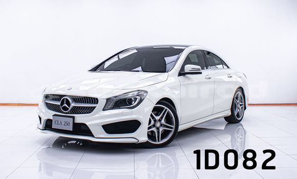 ซื้อ รถมือสอง Mercedes-Benz CLA-klasse ขาว รถยนต์ ใน %{เมือง} ใน กรุงเทพมหานคร