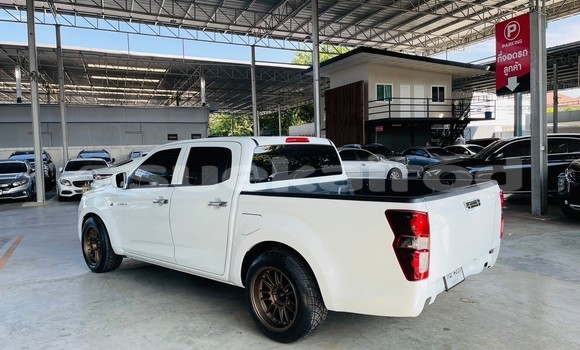 ซื้อ รถมือสอง Isuzu D-Max ขาว รถยนต์ ใน %{เมือง} ใน นนทบุรี ซื้อ รถมือสอง Isuzu D-Max ขาว รถยนต์ ใน %{เมือง} ใน นนทบุรี