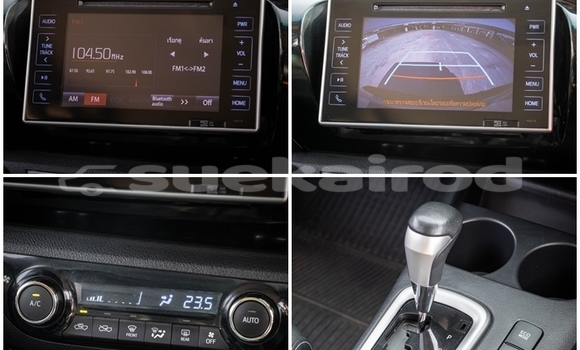 Buy Used Toyota Hiluxe Revo Other Car in Nonthaburi in Nonthaburi Buy Used Toyota Hiluxe Revo Other Car in Nonthaburi in Nonthaburi