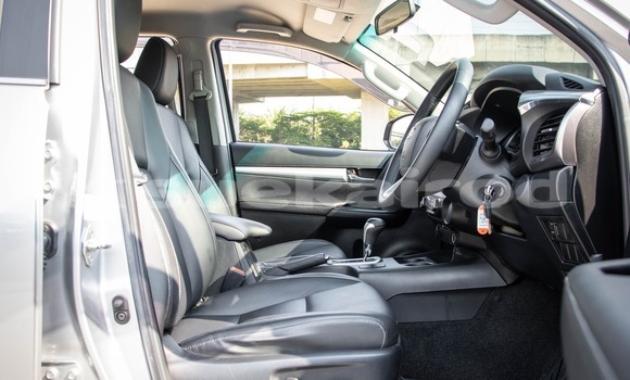 Buy Used Toyota Hiluxe Revo Other Car in Nonthaburi in Nonthaburi Buy Used Toyota Hiluxe Revo Other Car in Nonthaburi in Nonthaburi