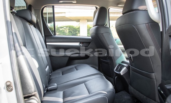 Buy Used Toyota Hiluxe Revo Other Car in Nonthaburi in Nonthaburi Buy Used Toyota Hiluxe Revo Other Car in Nonthaburi in Nonthaburi