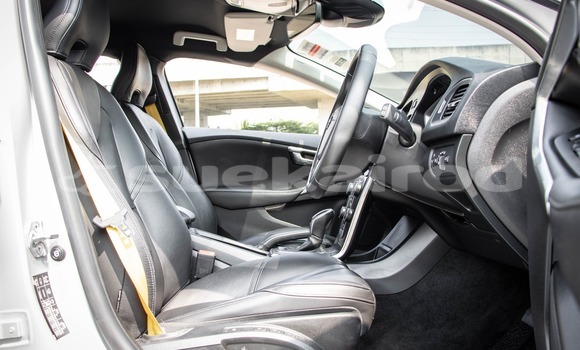 Buy Used Volvo V40 Other Car in Nonthaburi in Nonthaburi Buy Used Volvo V40 Other Car in Nonthaburi in Nonthaburi