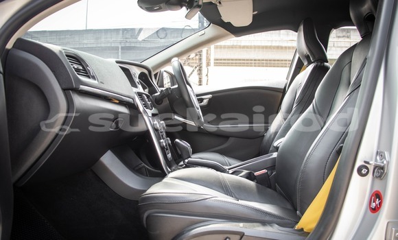 Buy Used Volvo V40 Other Car in Nonthaburi in Nonthaburi Buy Used Volvo V40 Other Car in Nonthaburi in Nonthaburi