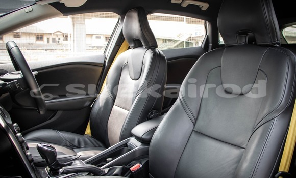 Buy Used Volvo V40 Other Car in Nonthaburi in Nonthaburi Buy Used Volvo V40 Other Car in Nonthaburi in Nonthaburi