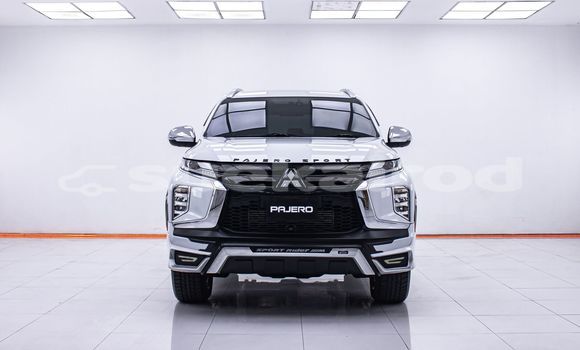 ซื้อ รถมือสอง Mitsubishi Pajero ขาว รถยนต์ ใน %{เมือง} ใน กรุงเทพมหานคร ซื้อ รถมือสอง Mitsubishi Pajero ขาว รถยนต์ ใน %{เมือง} ใน กรุงเทพมหานคร