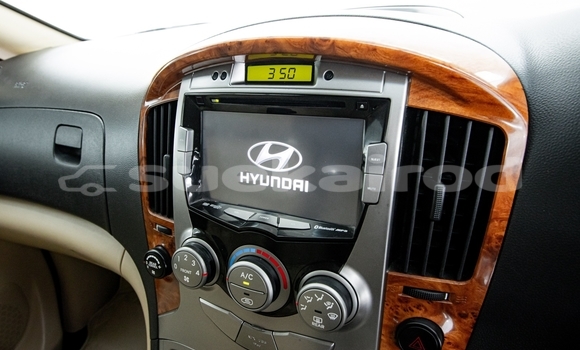 ซื้อ รถมือสอง Hyundai H1 สีน้ำตาล รถยนต์ ใน %{เมือง} ใน นนทบุรี ซื้อ รถมือสอง Hyundai H1 สีน้ำตาล รถยนต์ ใน %{เมือง} ใน นนทบุรี