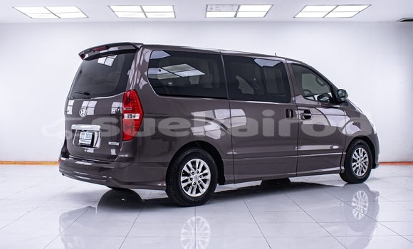 Buy Used Hyundai H1 Brown Car in Nonthaburi in Nonthaburi Buy Used Hyundai H1 Brown Car in Nonthaburi in Nonthaburi