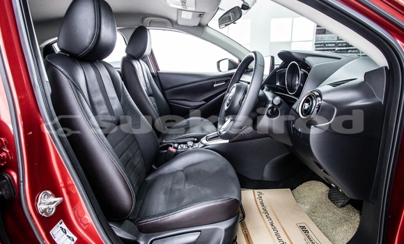 ซื้อ รถมือสอง Mazda 2 สีแดง รถยนต์ ใน %{เมือง} ใน นนทบุรี ซื้อ รถมือสอง Mazda 2 สีแดง รถยนต์ ใน %{เมือง} ใน นนทบุรี