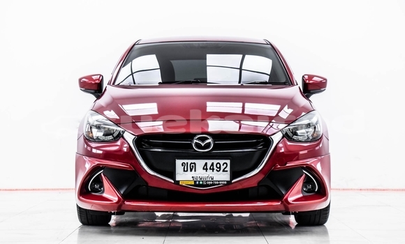 ซื้อ รถมือสอง Mazda 2 สีแดง รถยนต์ ใน %{เมือง} ใน นนทบุรี ซื้อ รถมือสอง Mazda 2 สีแดง รถยนต์ ใน %{เมือง} ใน นนทบุรี
