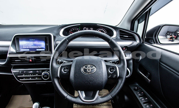 Buy Used Toyota Sienta Other Car in Bangkok in Bangkok Buy Used Toyota Sienta Other Car in Bangkok in Bangkok