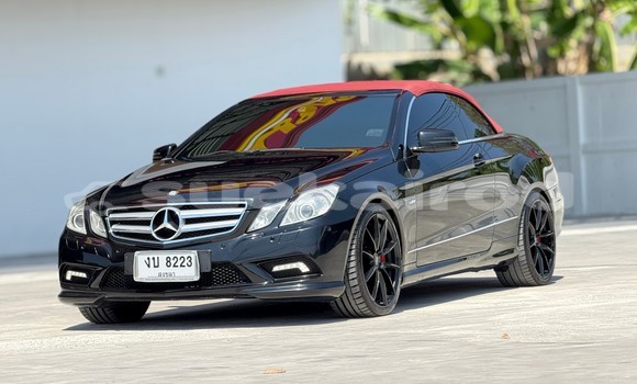 Buy Used Mercedes‒Benz E–Class Black Car in Nonthaburi in Nonthaburi