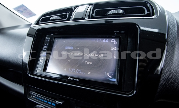 ซื้อ รถมือสอง Mitsubishi Mirage สีดำ รถยนต์ ใน %{เมือง} ใน นนทบุรี ซื้อ รถมือสอง Mitsubishi Mirage สีดำ รถยนต์ ใน %{เมือง} ใน นนทบุรี