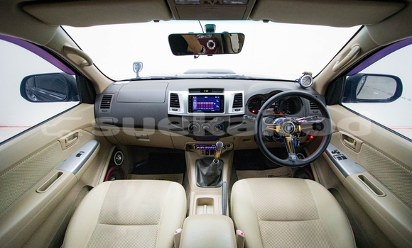 Buy Used Toyota Hiluxe VIGO Black Car in Nonthaburi in Nonthaburi Buy Used Toyota Hiluxe VIGO Black Car in Nonthaburi in Nonthaburi