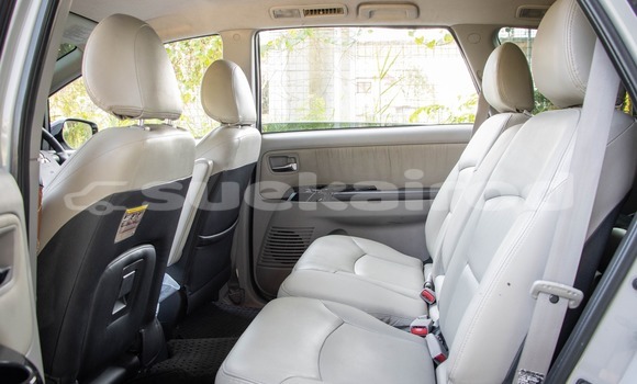 Buy Used Mitsubishi Space Wagon White Car in Nonthaburi in Nonthaburi Buy Used Mitsubishi Space Wagon White Car in Nonthaburi in Nonthaburi