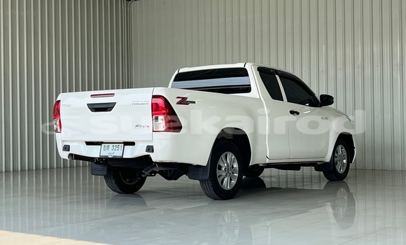 Buy Used Toyota Hiluxe Revo White Car in Pathum Thani in Pathum Thani Buy Used Toyota Hiluxe Revo White Car in Pathum Thani in Pathum Thani