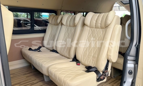 ซื้อ รถมือสอง Toyota Commuter อื่น ๆ รถยนต์ ใน %{เมือง} ใน นนทบุรี ซื้อ รถมือสอง Toyota Commuter อื่น ๆ รถยนต์ ใน %{เมือง} ใน นนทบุรี