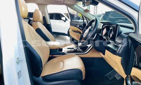 ซื้อ รถมือสอง Kia Carnival ขาว รถยนต์ ใน %{เมือง} ใน นนทบุรี ซื้อ รถมือสอง Kia Carnival ขาว รถยนต์ ใน %{เมือง} ใน นนทบุรี