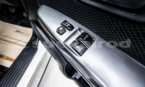 Buy Used Toyota Hiluxe VIGO White Car in Bangkok in Bangkok Buy Used Toyota Hiluxe VIGO White Car in Bangkok in Bangkok