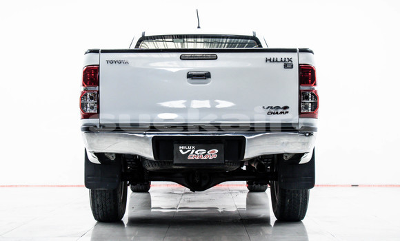 Buy Used Toyota Hiluxe VIGO White Car in Bangkok in Bangkok Buy Used Toyota Hiluxe VIGO White Car in Bangkok in Bangkok