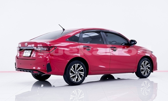 Buy Used Toyota Yaris Red Car in Nonthaburi in Nonthaburi Buy Used Toyota Yaris Red Car in Nonthaburi in Nonthaburi