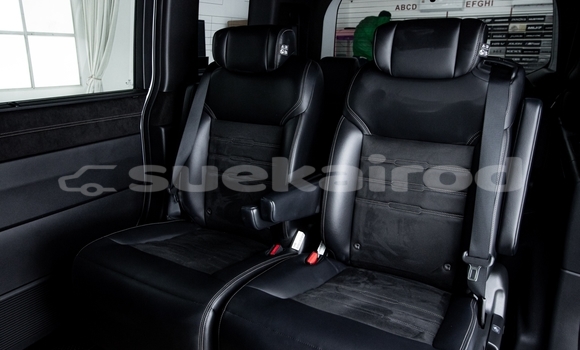 Buy Used Honda Stepwgn White Car in Nonthaburi in Nonthaburi Buy Used Honda Stepwgn White Car in Nonthaburi in Nonthaburi