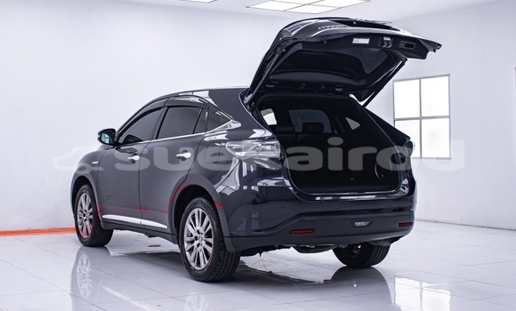 Buy Used Toyota Harrier Black Car in Nonthaburi in Nonthaburi Buy Used Toyota Harrier Black Car in Nonthaburi in Nonthaburi