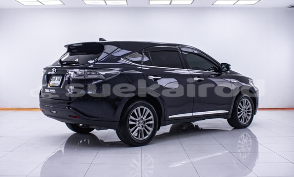 Buy Used Toyota Harrier Black Car in Nonthaburi in Nonthaburi Buy Used Toyota Harrier Black Car in Nonthaburi in Nonthaburi