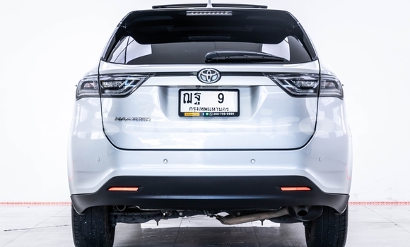 ซื้อ รถมือสอง Toyota Harrier สีดำ รถยนต์ ใน %{เมือง} ใน นนทบุรี ซื้อ รถมือสอง Toyota Harrier สีดำ รถยนต์ ใน %{เมือง} ใน นนทบุรี