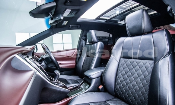 ซื้อ รถมือสอง Toyota Harrier สีดำ รถยนต์ ใน %{เมือง} ใน นนทบุรี ซื้อ รถมือสอง Toyota Harrier สีดำ รถยนต์ ใน %{เมือง} ใน นนทบุรี