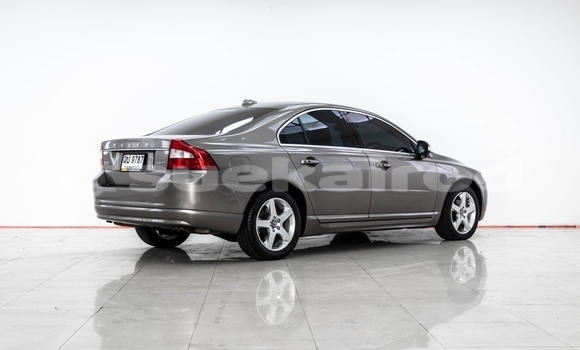 Buy Used Volvo S80 Brown Car in Nonthaburi in Nonthaburi Buy Used Volvo S80 Brown Car in Nonthaburi in Nonthaburi