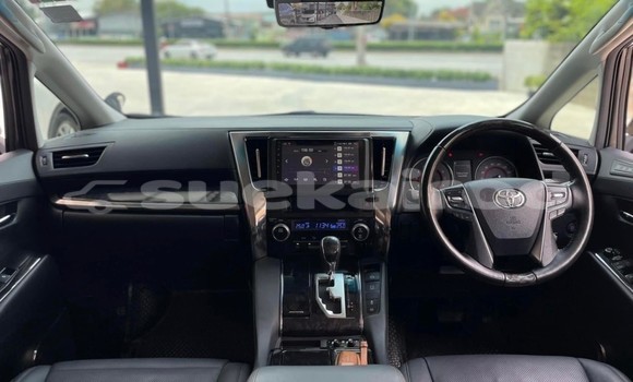 Buy Used Toyota Alphard Brown Car in Nonthaburi in Nonthaburi Buy Used Toyota Alphard Brown Car in Nonthaburi in Nonthaburi