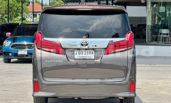 Buy Used Toyota Alphard Brown Car in Nonthaburi in Nonthaburi Buy Used Toyota Alphard Brown Car in Nonthaburi in Nonthaburi