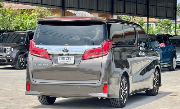 Buy Used Toyota Alphard Brown Car in Nonthaburi in Nonthaburi Buy Used Toyota Alphard Brown Car in Nonthaburi in Nonthaburi