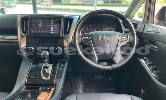 Buy Used Toyota Alphard Brown Car in Nonthaburi in Nonthaburi Buy Used Toyota Alphard Brown Car in Nonthaburi in Nonthaburi