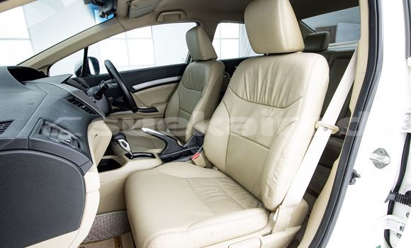 ซื้อ รถมือสอง Honda Civic ขาว รถยนต์ ใน %{เมือง} ใน กรุงเทพมหานคร ซื้อ รถมือสอง Honda Civic ขาว รถยนต์ ใน %{เมือง} ใน กรุงเทพมหานคร