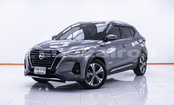 Buy Used Nissan Note Other Car in Nonthaburi in Nonthaburi