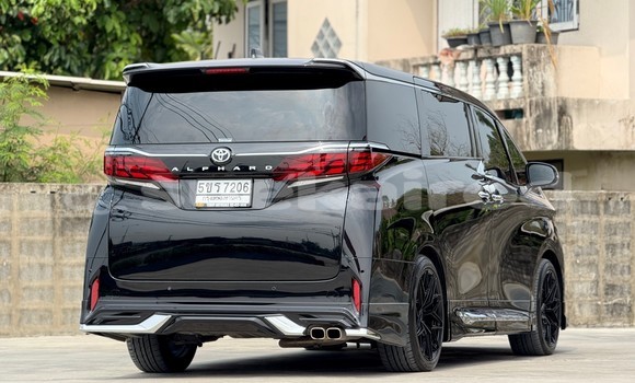 Buy Used Toyota Alphard Black Car in Nonthaburi in Nonthaburi Buy Used Toyota Alphard Black Car in Nonthaburi in Nonthaburi