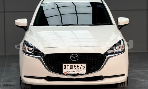 Buy Used Mazda 2 White Car in Nonthaburi in Nonthaburi Buy Used Mazda 2 White Car in Nonthaburi in Nonthaburi