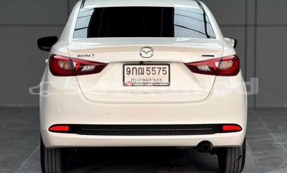 Buy Used Mazda 2 White Car in Nonthaburi in Nonthaburi Buy Used Mazda 2 White Car in Nonthaburi in Nonthaburi