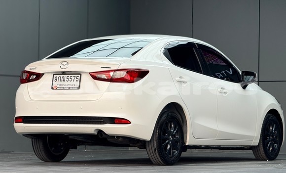 Buy Used Mazda 2 White Car in Nonthaburi in Nonthaburi Buy Used Mazda 2 White Car in Nonthaburi in Nonthaburi