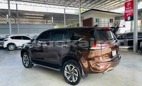 ซื้อ รถมือสอง Isuzu MU-X สีน้ำตาล รถยนต์ ใน %{เมือง} ใน นนทบุรี ซื้อ รถมือสอง Isuzu MU-X สีน้ำตาล รถยนต์ ใน %{เมือง} ใน นนทบุรี